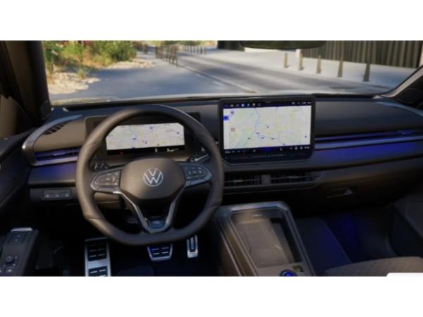 Volkswagen T-Roc R-Line 1.5 l eTSI 110 kW (150 PS) 7-Gang-Doppelkupplungsgetriebe DSG