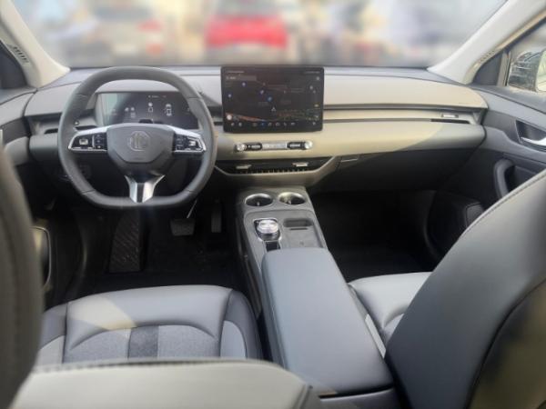 MG S5 EV 170 kW Luxury S5 64kWh LUX+Navi+360 Kamera+LED+ACC+El. Heckklappe+Apple CarPlay