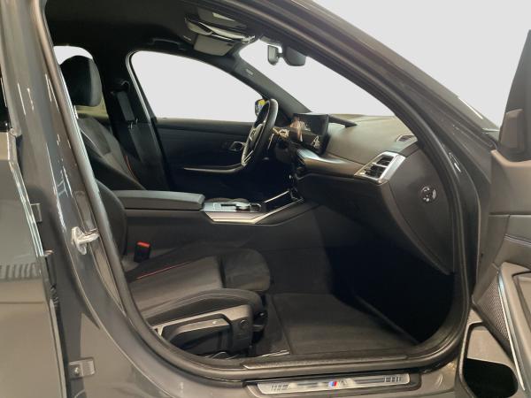 BMW 330 i xDrive Touring M Sport LiveCockpitProf LED