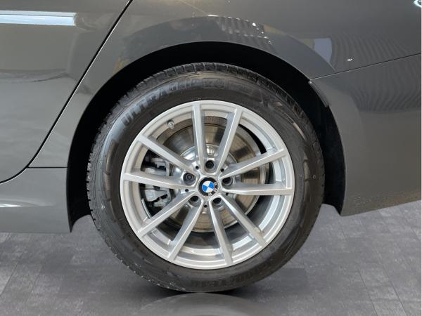 BMW 330 i xDrive Touring M Sport LiveCockpitProf LED