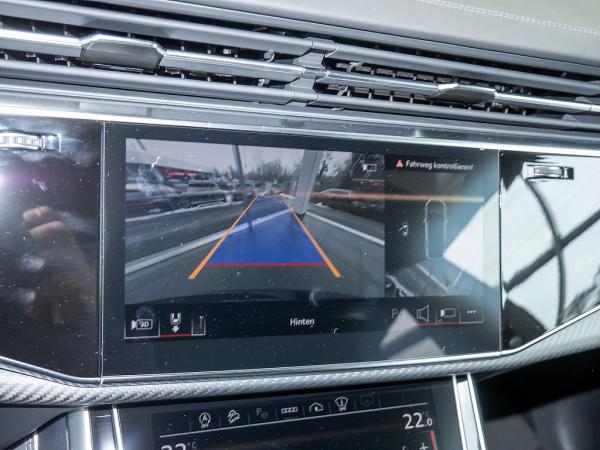 Audi RS Q8 SUV performance