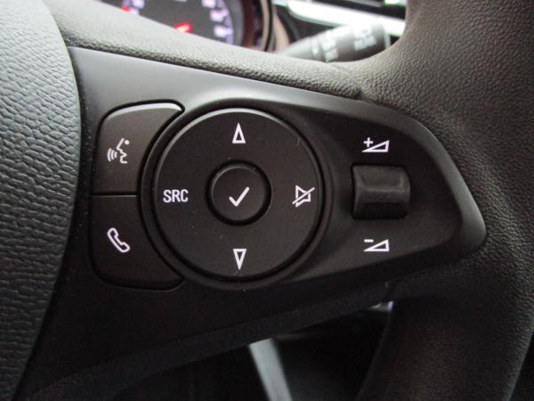 Opel Corsa F 1.2 5 J. Händlergarantie inkl.