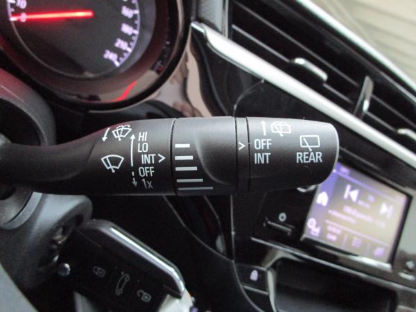 Opel Corsa F 1.2 5 J. Händlergarantie inkl.