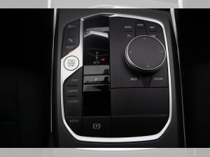 BMW 318 i Limousine/Tempo./RFK/SHZ/Komfortzug./aut. Heckkl.