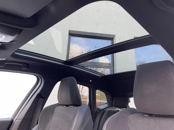 BMW 218 d M Sport | Pano HUD DrivingAss+ 360°