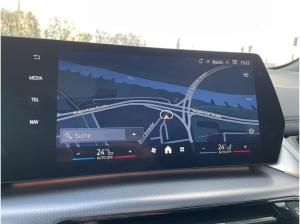 BMW 218 d M Sport | Pano HUD DrivingAss+ 360°