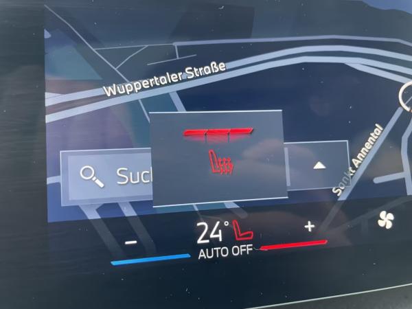 BMW 218 d M Sport | Pano HUD DrivingAss+ 360°
