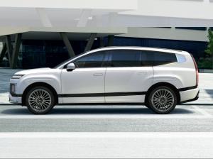 Hyundai IONIQ 9 110 kWh UNIQ 4WD inkl. Pano >Sofort verfügbar<