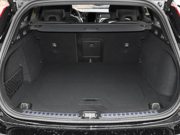 Volvo V60 Plus Dark Business