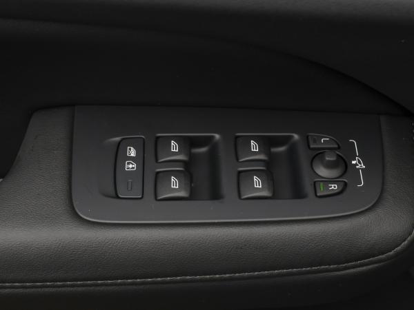 Volvo V60 Plus Dark Business