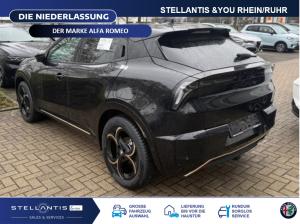 Alfa Romeo Junior Ibrida 1.2 VGT Intensa + Technologie-Paket