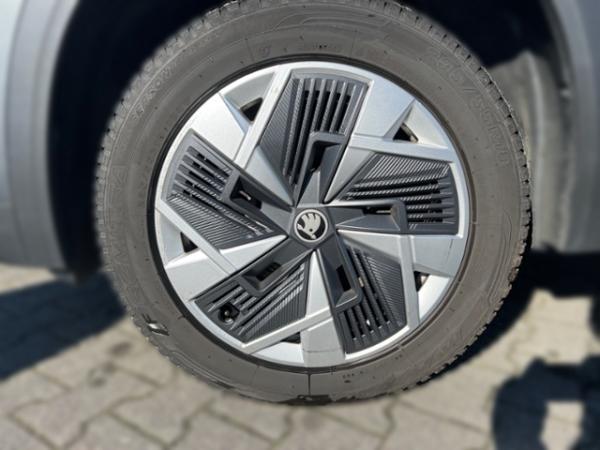 Skoda Kodiaq 2.0 TDI DSG 4x4 SELECTION +AHK +MATRIX +ACC +RKAM +VIRTUAL +NAVI +APP +