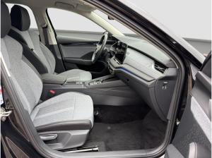 Skoda Octavia Combi Selection 2.0 TDI MATRIX 360° HUD Virtual