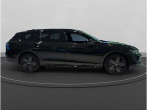 Volkswagen Passat 2.0 TDI 4Motion R-Line / Black Style/ AHK Listenpreis: 66920 Euro