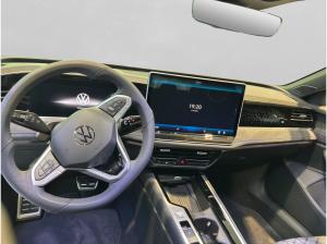 Volkswagen Passat 2.0 TDI 4Motion R-Line / Black Style/ AHK Listenpreis: 66920 Euro