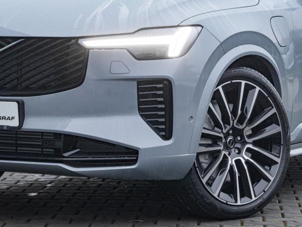 Volvo XC90 Ultra Dark