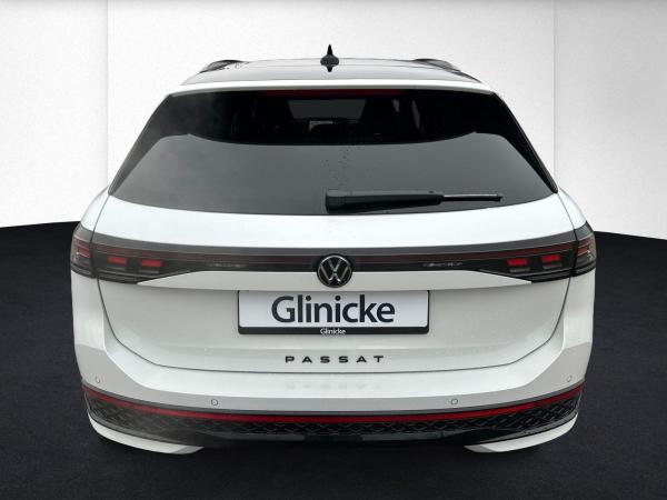 Volkswagen Passat R-Line 1,5 l eHybrid OPF / 6-Gang-Doppelkupplungsgetriebe DSG