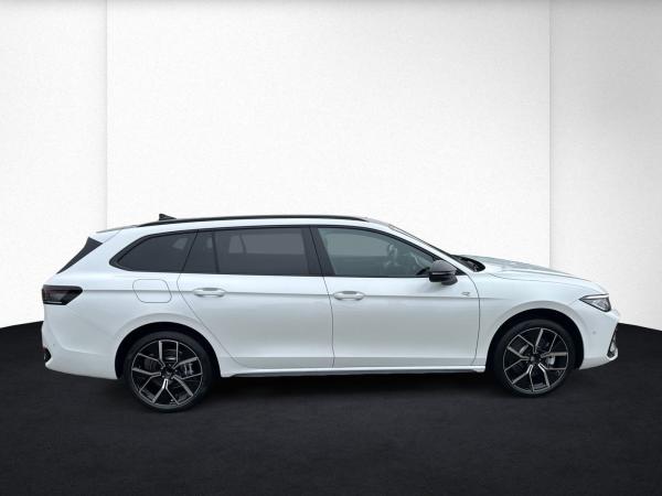 Volkswagen Passat R-Line 1,5 l eHybrid OPF / 6-Gang-Doppelkupplungsgetriebe DSG
