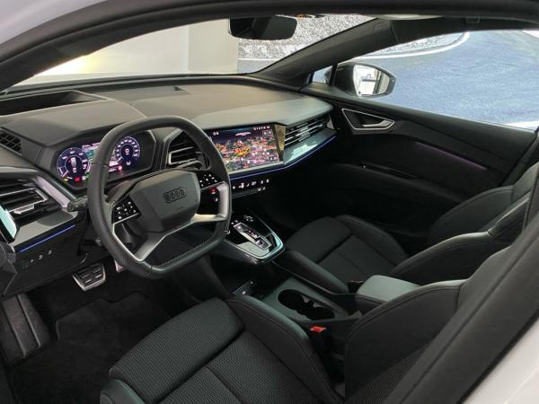 Audi Q4 e-tron Sportback 45 quattro edition S line HUD+AHK+HPC