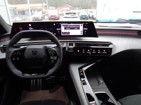 Peugeot 3008 Hybrid 145 e-DSC6 GT EXCLUSIVE Allwetterrr.