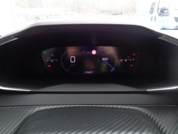 Peugeot 208 Benzin 100 Allure SH, PDC vo.+hi., Klimaauto.