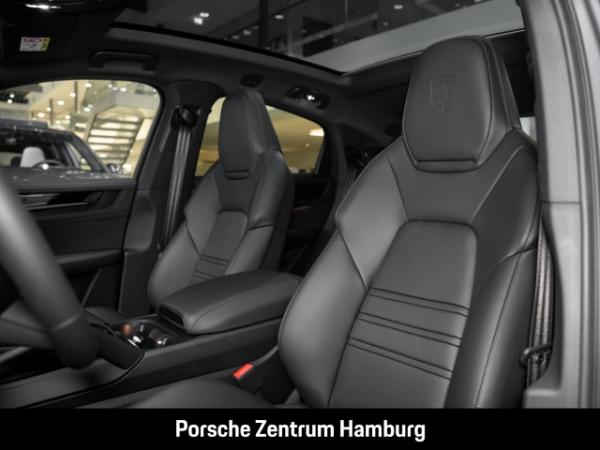 Porsche Cayenne E-Hybrid Coupe Black Edition