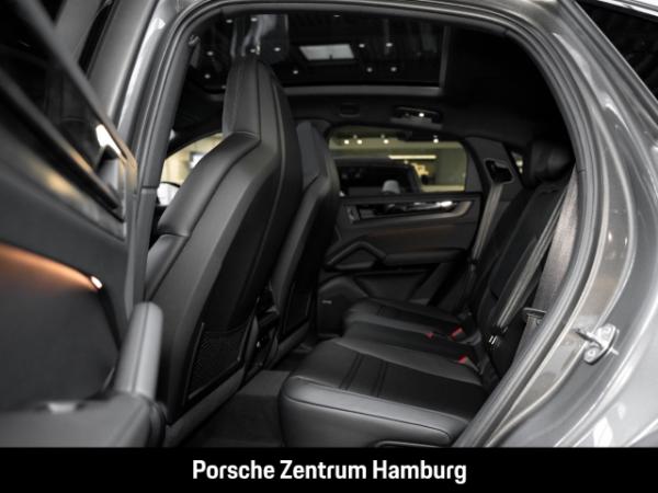 Porsche Cayenne E-Hybrid Coupe Black Edition