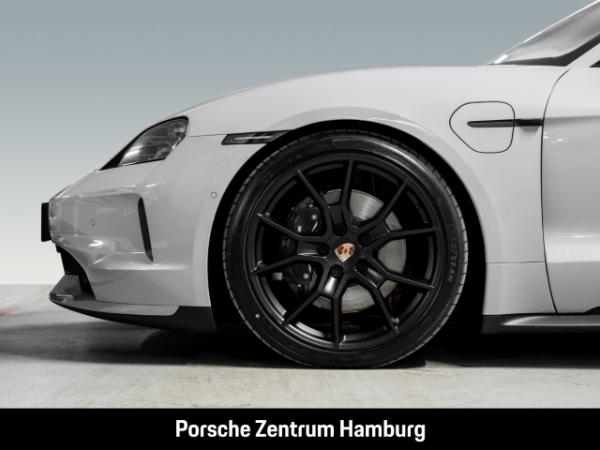 Porsche Taycan Black Edition