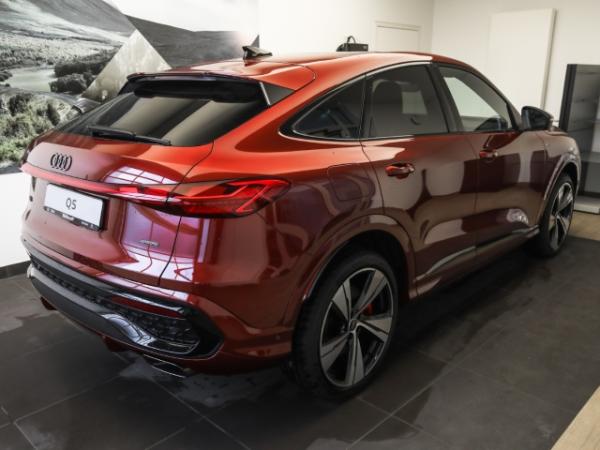Audi Q5 Sportback e-hybrid quattro AHK Pano HUD