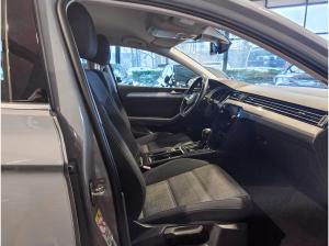 Volkswagen Passat Variant 2.0 TDI Business DSG AHK Rückfahrkamera