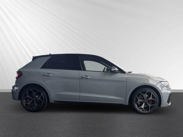 Audi A1 Sportback 40 TFSI S line 152kW S tronic  Sonderkondition *