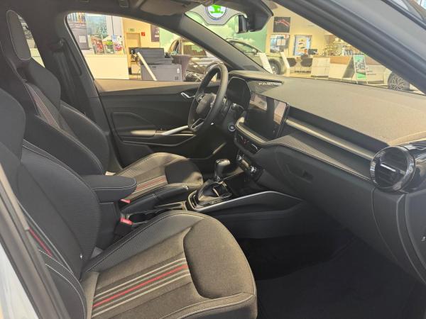 Skoda Fabia Sondermodell 130 1.5 TSI DSG / SOFORT VERFÜGBAR