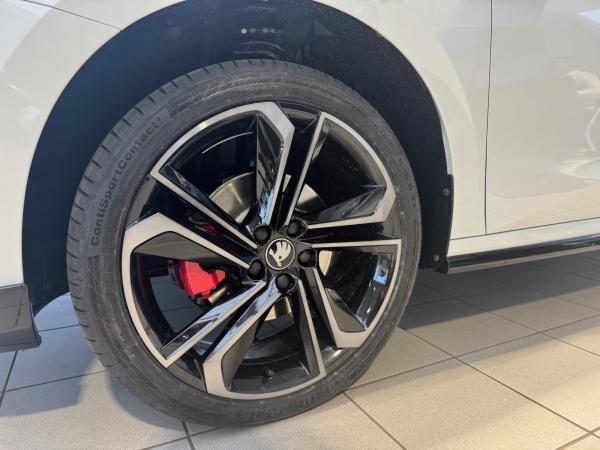 Skoda Fabia Sondermodell 130 1.5 TSI DSG / SOFORT VERFÜGBAR