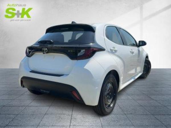Toyota Yaris ***Yaris 5-Türer Business 1,5-l-VVT-iE ***