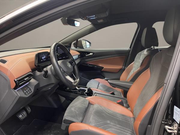 Volkswagen ID.5 Pro Performance W Pano IQLight ACC AUT Kam.