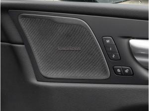 Volvo XC60 T8 Plus Black Edition