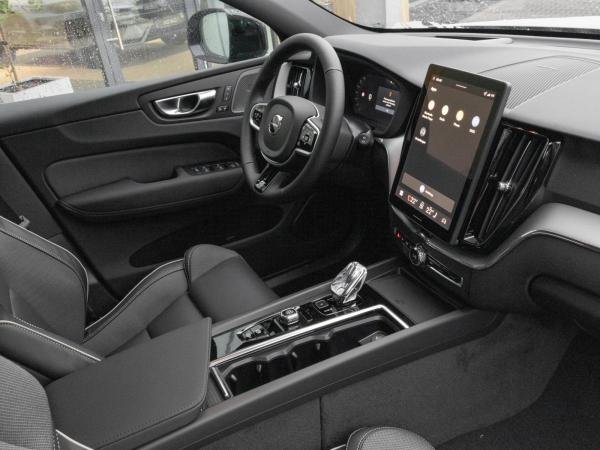 Volvo XC60 T8 Plus Black Edition