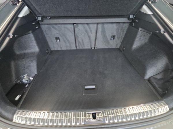 Audi Q3 Sportback 35 TFSI S line *AHK*NAVI*PRIVACY* LED Navi ACC