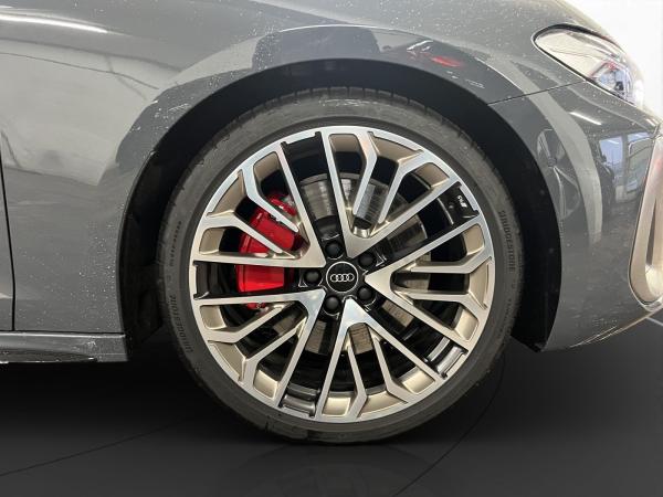 Audi A5 Avant 2.0 TFSIe qu. edition one AHK Pano LM 20" Matrix