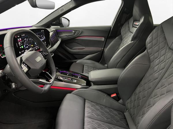 Audi A5 Avant 2.0 TFSIe qu. edition one AHK Pano LM 20" Matrix