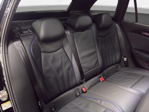 Volkswagen Passat Variant 1.5 eHybrid R-Line AHK Pano LM 19" Leder