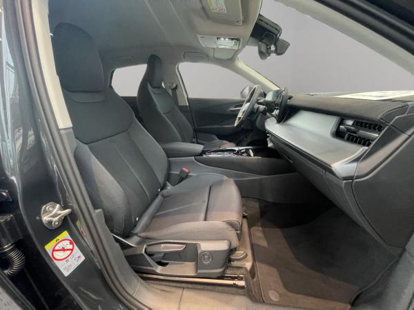 Audi Q3 SB TFSI LED Plus Navi Rü AHK 19" Sportsitze Audi Q3 SB TFSI LED Plus Navi Rü AHK 19" Sportsitze