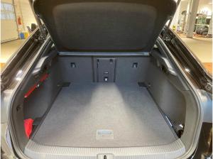 Volkswagen ID.7 GTX 4Motion 250kW Garantie bis 05/2030 - Navi Matrix-LED IQ.Drive Wärmepumpe Area View AHK HUD SHZ