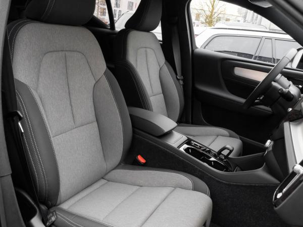 Volvo XC40 B3 Plus Black Edition