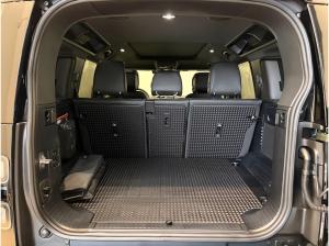 Land Rover Defender 110 P425 X-Dynamic HSE