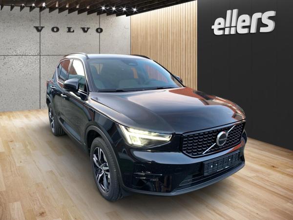 Volvo XC40 B3 Plus Dark