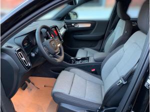 Volvo XC40 B3 Plus Dark