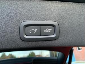 Volvo XC40 B3 Plus Dark