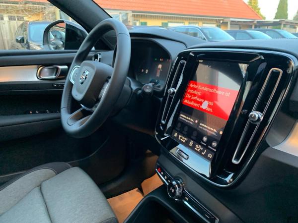 Volvo XC40 B3 Plus Dark