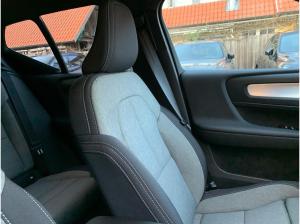 Volvo XC40 B3 Plus Dark